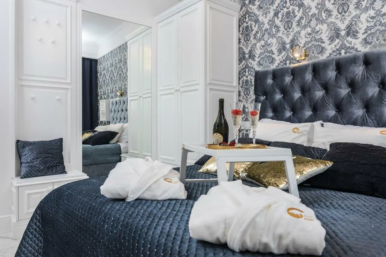 Golden Fish - New Apartment - Old Town Krakow 0*,  Poland
